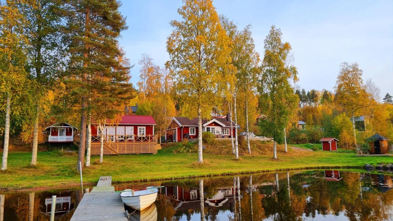 Mysig Stuga Med Sjoetomt, Naera Jaervsoebacken Buitenkant foto